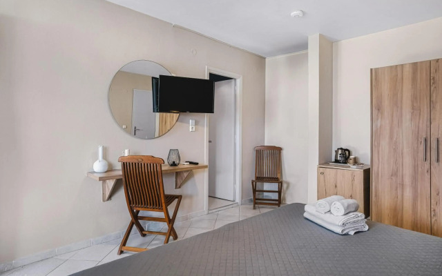 Yria Beach Hotel