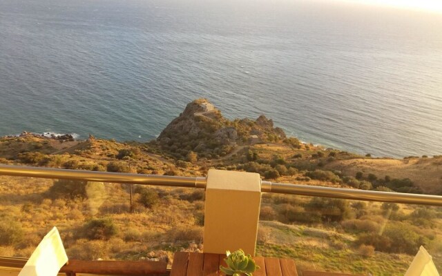 Apartment With 2 Bedrooms in Rodakino, Rethymnon, With Wonderful sea V