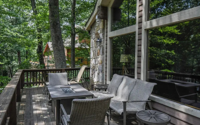 Slip Away Chalet 4 Bedroom House