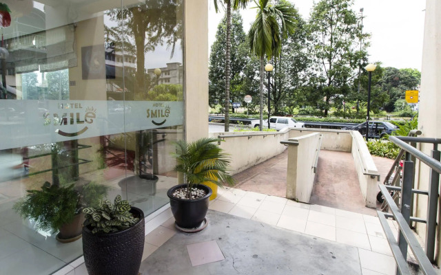 Smile Hotel Cheras Pudu KL
