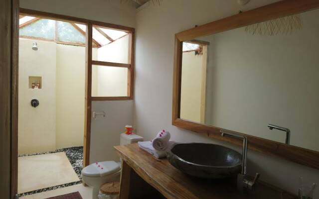 Gili Lumbung Bungalow