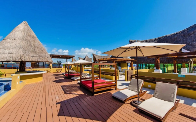 Pueblito Escondido 206 by PRP