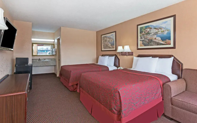 Days Inn Waycross