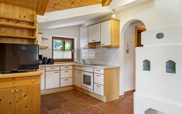 Alluring Holiday Home in Hollersbach im Pinzgau near Skiing