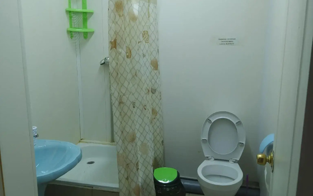 Тихий дворик