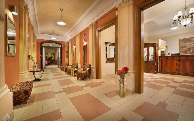 EA Embassy Prague Hotel
