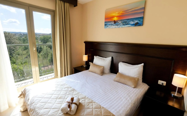 Blue Waves Resort