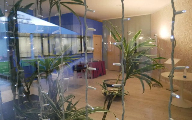 Blue Shades Aparthotel