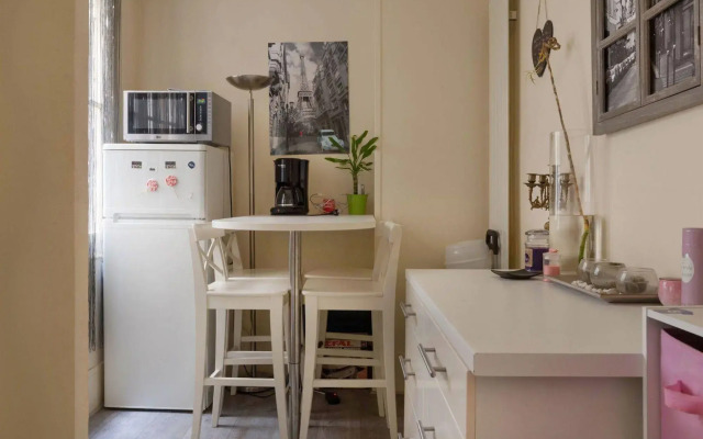 Lovely 2BR - Tour Eiffel - Champs de Mars