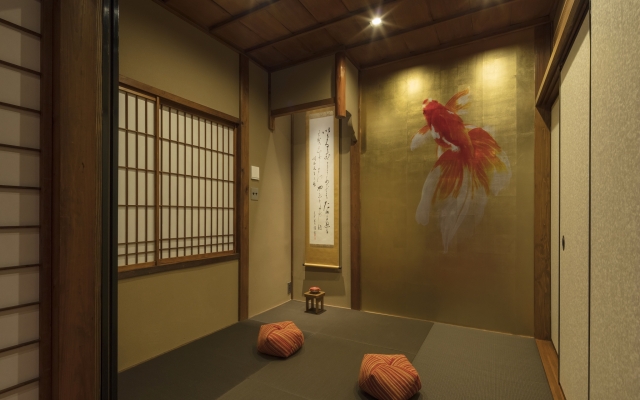 Hikoso-machi Kin no Ma