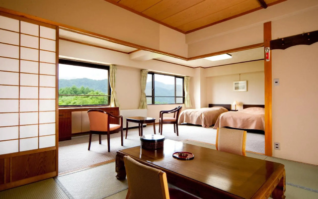 Okutone Onsen Hotel Sunbird