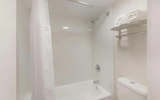Downtown Inn & Studio Suites