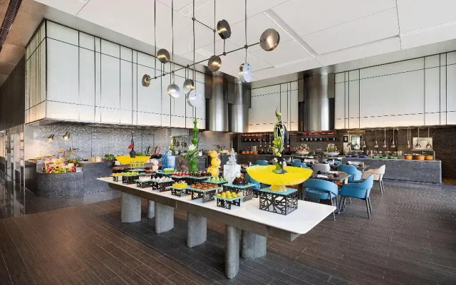 Crowne Plaza Qingdao Jinshui by IHG