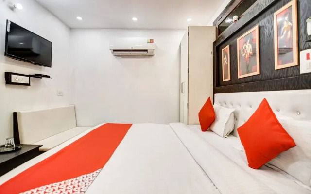 Capital O 38853 S Sumangalam Palace