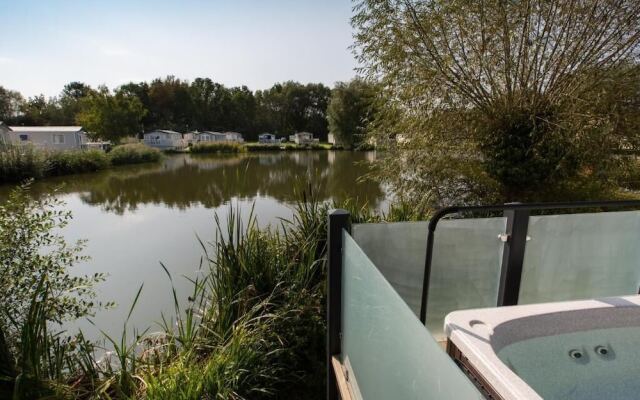 Rosedale Lakeside Lodge