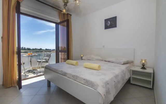 Apartments and Rooms Nikol