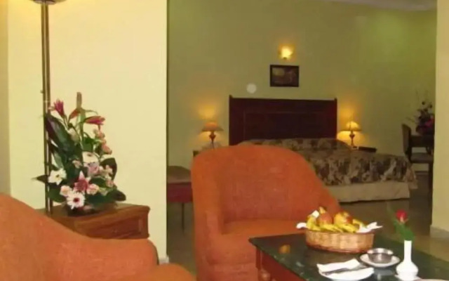 Hotel Ritz Plaza