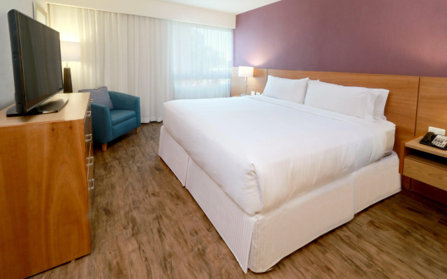 Staybridge Suites Guadalajara Expo, an IHG Hotel