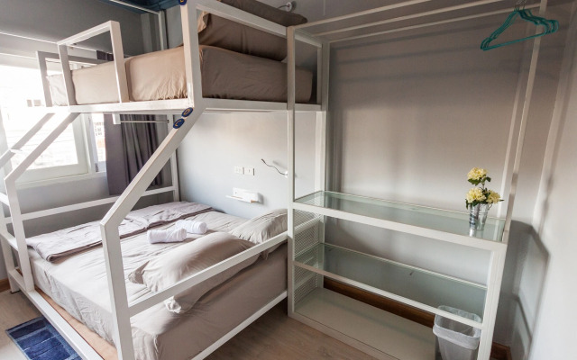 The Moon Hostel Hua Hin