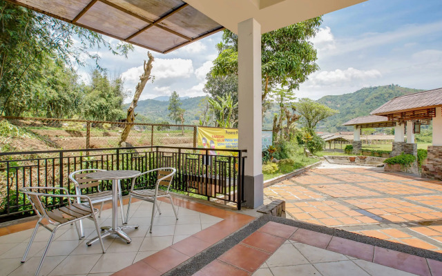 OYO 3896 Villa Pesona Wisata Puncak