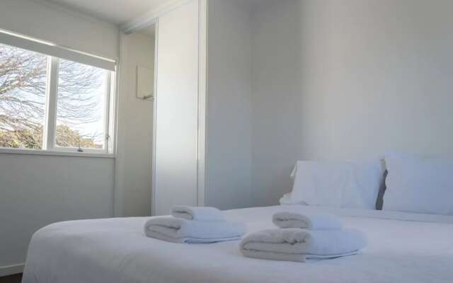 Classic And Cosy 1960S 2 Bedroom Townhouse