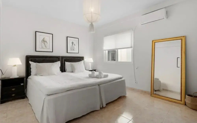 Marvelous Waterfront apt in Fuengirola - Ref 73