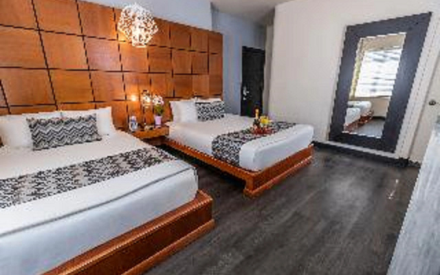 Chesterfield Hotel & Suites