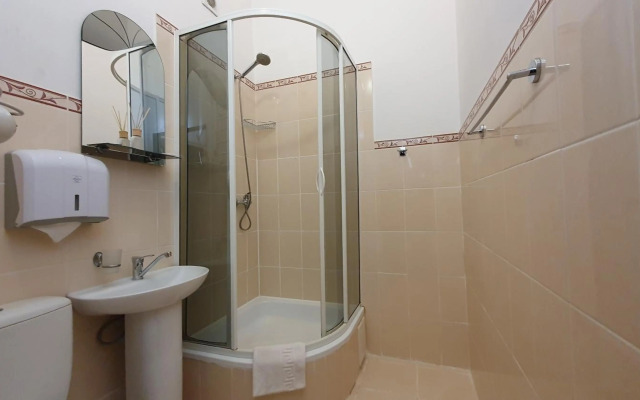 Apart-Hotel City Center Contrabas