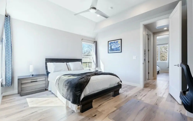 Trendy 3 Bedroom in South Austin!