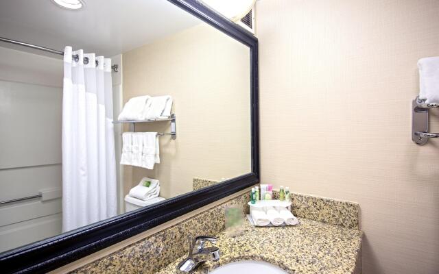 Holiday Inn Express Hotel & Suites Corinth, an IHG Hotel