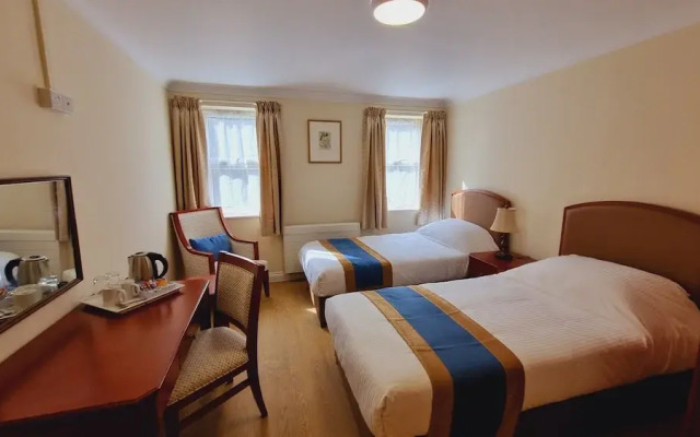 Royal Swan Ashley Manor