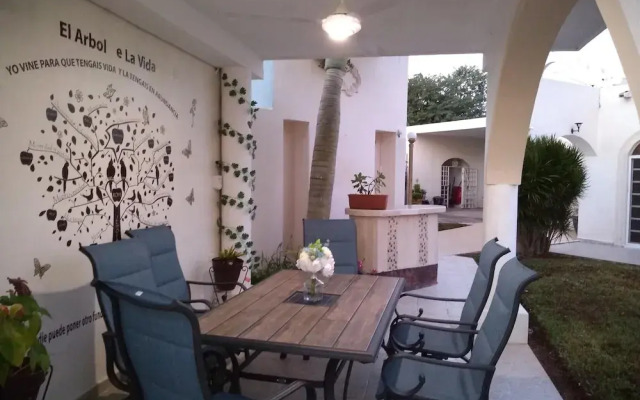 Residencia Uribe - Beautiful House With Private Pool
