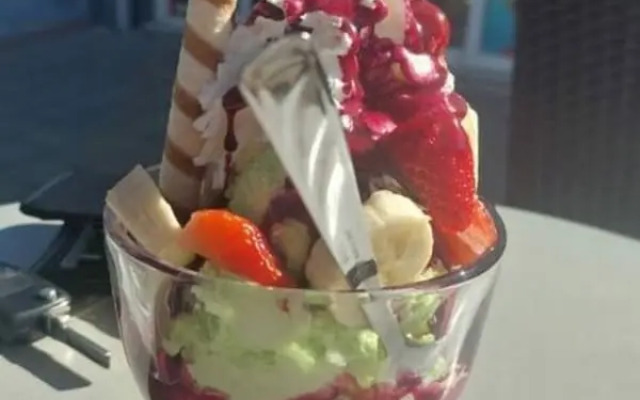 Blizina Mora II Modern Retreat