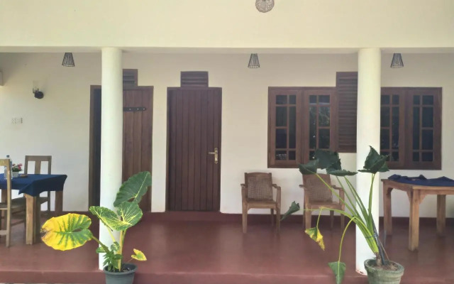 Cinnamon House