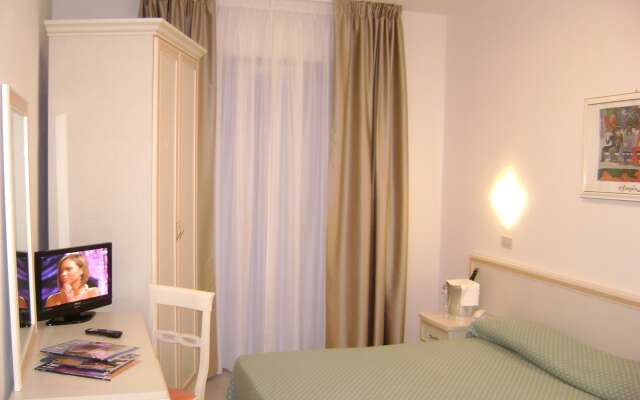 Hotel Mediterraneo