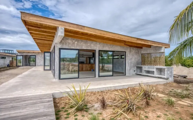 Seabird Belize Vacation Rentals