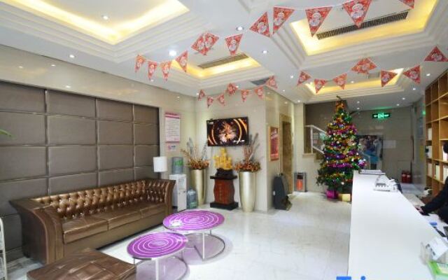 Yiwen Zhixing Fashion Hotel