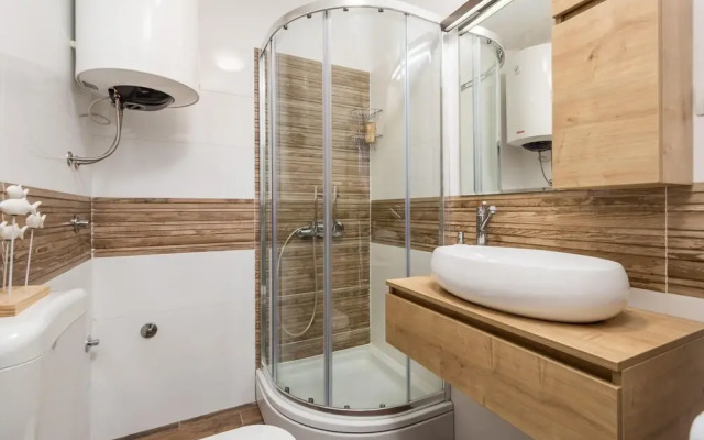 Amazing Apartment in Cres With 1 Bedrooms and Wifi