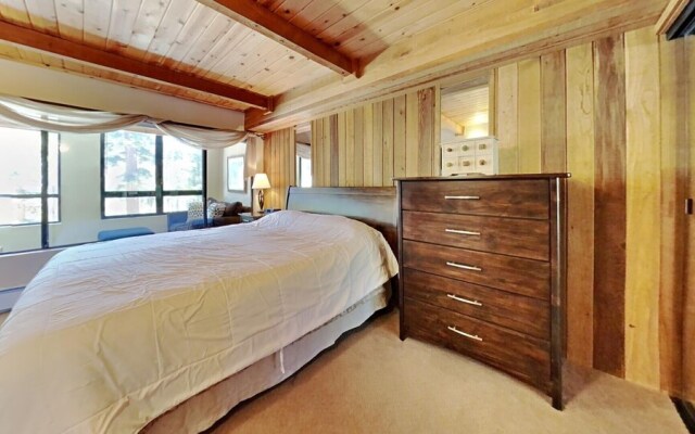 Beautifully Remodeled 2 Bed 2 Bath Condo with Mountain View! Great Location, Close to Slopes! (Unit 302 at 1849) by RedAwning