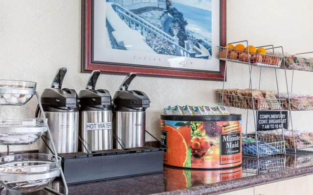 Hotel Avenida, San Clemente Beach