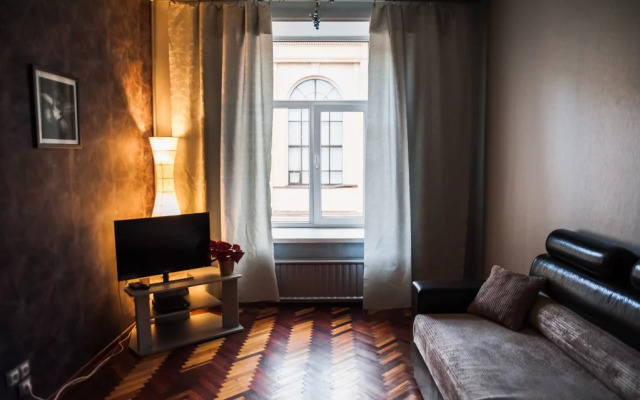 FlatStar on Sotsialisticheskaya 4