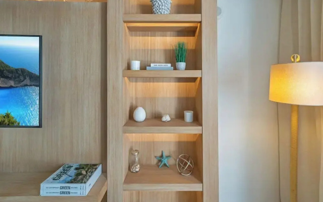 Stunning Oceanfront 1BR 1 Hotel