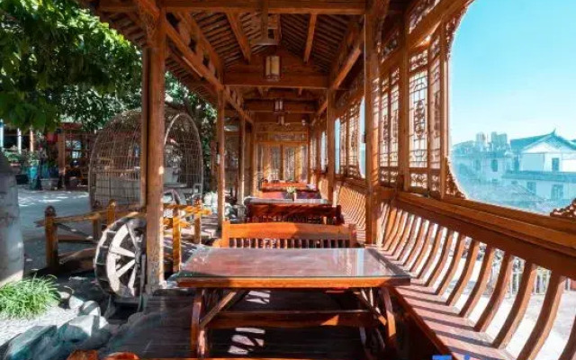 Jizushan Funinglou Boutique Inn