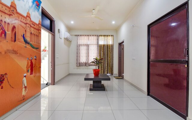 Fabhotel Moon Light Palace