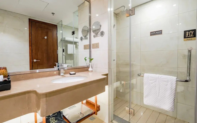 The Farrington Hotel - Building B