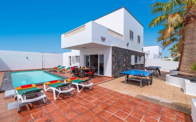 Villa Mar Lanzarote by Villa Plus