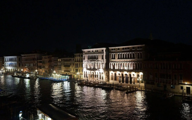 Love Canal Grande