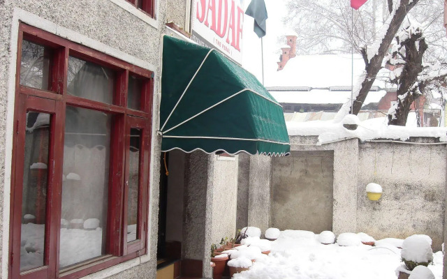 Hotel SADAF