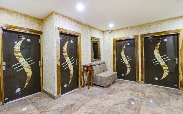 Fabhotel J Sons