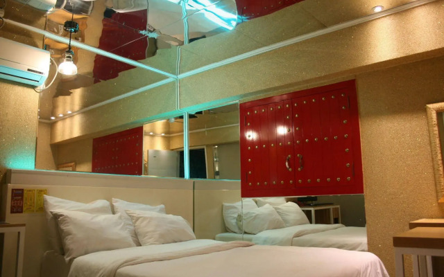 Zip Hotel